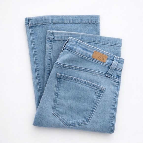 Joie Enchanté Flare Jeans Light Wash - Picture 5 of 5